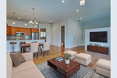 445 Nokomis Avenue S #210, Venice, FL 34285 - Photo 13