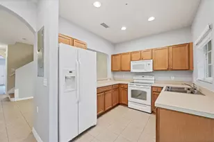 12950 Tigers Eye Dr, Venice, FL 34292 - Photo 11