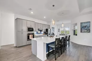 12557 Galapagos Ct, Venice, FL 34293 - Photo 13