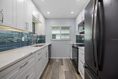 708 Tamiami Trail S #306, Venice, FL 34285 - Photo 5