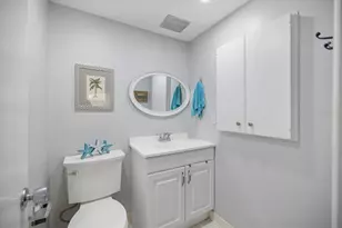 708 Tamiami Trail S, Venice, FL 34285 - Photo 17