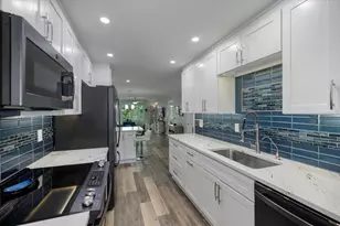 708 Tamiami Trail S, Venice, FL 34285 - Photo 3