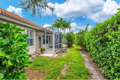 640 Back Nine Drive, Venice, FL 34285 - Photo 19