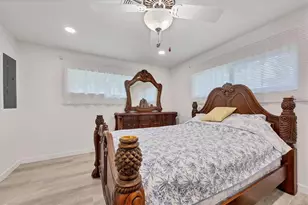 336 Timbruce Ln NW, Port Charlotte, FL 33952 - Photo 27