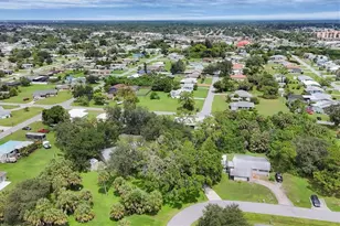 336 Timbruce Ln NW, Port Charlotte, FL 33952 - Photo 5