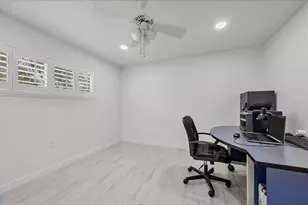 336 Timbruce Ln NW, Port Charlotte, FL 33952 - Photo 31