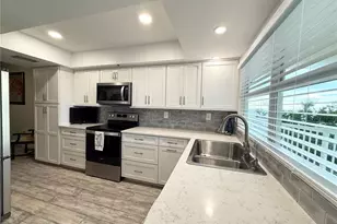 1480 Gulf Blvd, Englewood, FL 34223 - Photo 9