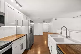 2938 Clark Rd, Sarasota, FL 34231 - Photo 7