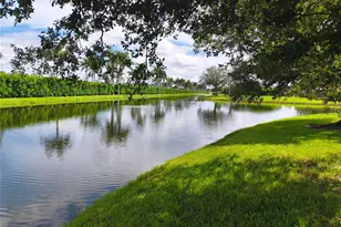 214 Lake Victoria Ct, Englewood, FL 34223 - Photo 27