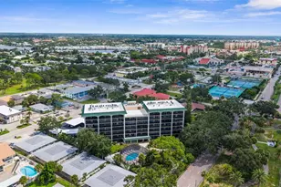 512 W Venice Ave, Venice, FL 34285 - Photo 1