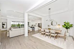 17662 Santorini Ct, Venice, FL 34293 - Photo 13