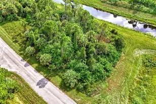 Barcelona Dr, North Port, FL 34288 - Photo 31