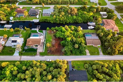 18522 Ayrshire Circle, Port Charlotte, FL 33948 - Photo 7