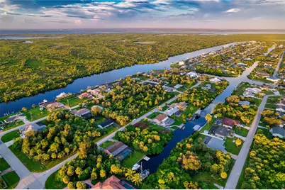 18522 Ayrshire Circle, Port Charlotte, FL 33948 - Photo 11