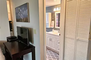 435 Cerromar Ln, Venice, FL 34293 - Photo 21