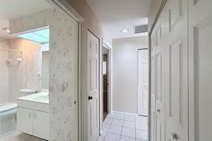 677 Ironwood Cir, Venice, FL 34292 - Photo 11