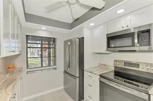 285 Mission Trail W, Venice, FL 34285 - Photo 7