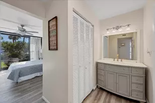 612 Bird Bay Dr S, Venice, FL 34285 - Photo 19