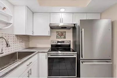 612 Bird Bay Drive S #118, Venice, FL 34285 - Photo 11