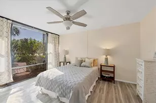 612 Bird Bay Dr S, Venice, FL 34285 - Photo 15