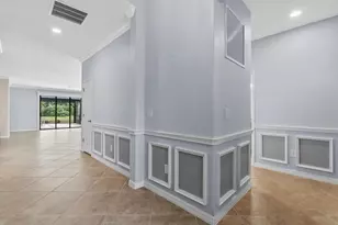 12285 Canavese Ln, Venice, FL 34293 - Photo 9