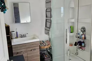 142 Myakka Dr, Venice, FL 34293 - Photo 11