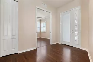 1817 Lancashire Dr, Venice, FL 34293 - Photo 3