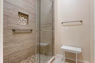 1817 Lancashire Dr, Venice, FL 34293 - Photo 31