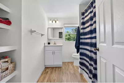 5075 Lemon Bay Drive, Venice, FL 34293 - Photo 29