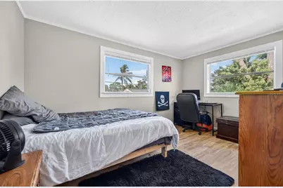 5075 Lemon Bay Drive, Venice, FL 34293 - Photo 11