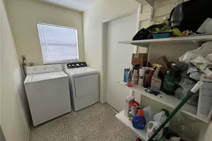 1775 Valencia Dr, Venice, FL 34293 - Photo 13