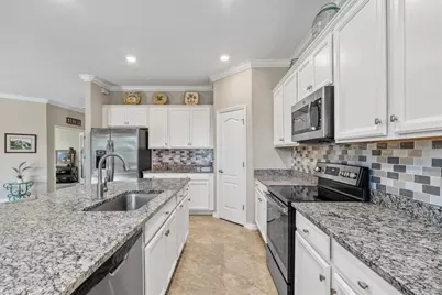 10189 Fiddlewood Drive, Venice, FL 34293 - Photo 15