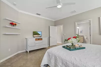 10189 Fiddlewood Drive, Venice, FL 34293 - Photo 21