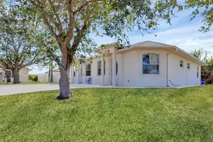 12113 Capilla Ln, North Port, FL 34287 - Photo 7