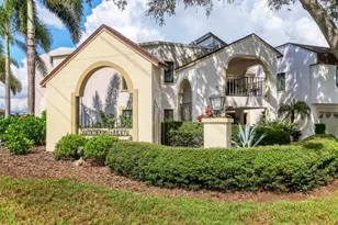 822 Capri Isles Blvd, Venice, FL 34292 - Photo 3