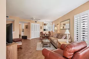 822 Capri Isles Blvd, Venice, FL 34292 - Photo 17