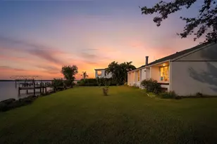 3000 Peace River Dr, Punta Gorda, FL 33983 - Photo 5