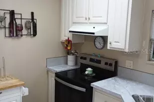 1674 University Pkwy, Sarasota, FL 34243 - Photo 3