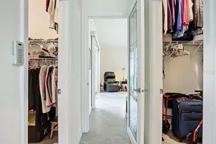 9824 Hilltop Dr, Venice, FL 34292 - Photo 19