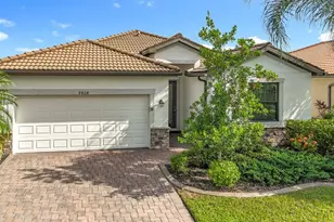 9824 Hilltop Dr, Venice, FL 34292 - Photo 1