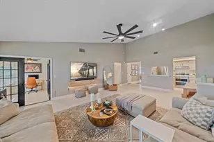 1211 Capri Isles Blvd, Venice, FL 34292 - Photo 11