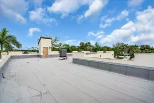 302 Colonia Ln W, Nokomis, FL 34275 - Photo 33