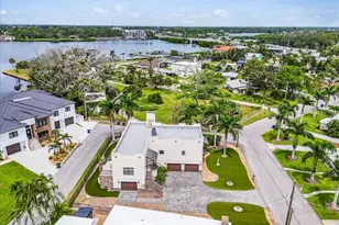 302 Colonia Ln W, Nokomis, FL 34275 - Photo 43