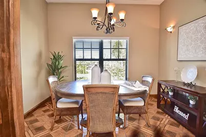 302 Colonia Lane W, Nokomis, FL 34275 - Photo 7