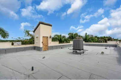 302 Colonia Lane W, Nokomis, FL 34275 - Photo 31