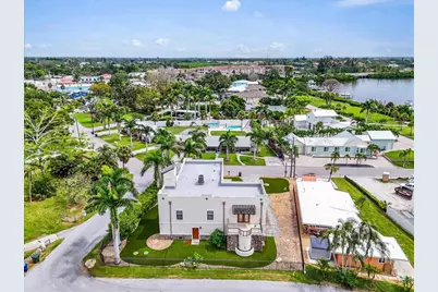 302 Colonia Lane W, Nokomis, FL 34275 - Photo 41