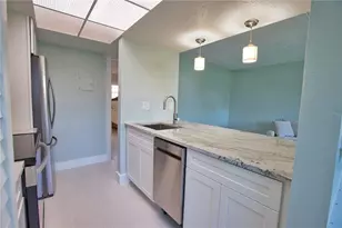 902 Gibbs Rd, Venice, FL 34285 - Photo 13