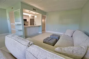 902 Gibbs Rd, Venice, FL 34285 - Photo 5