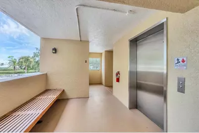 823 Wexford Boulevard #823, Venice, FL 34293 - Photo 5