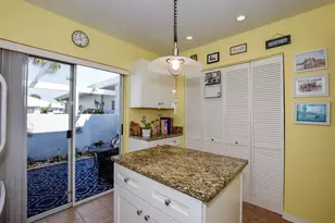 450 Wexford Cir, Venice, FL 34293 - Photo 11